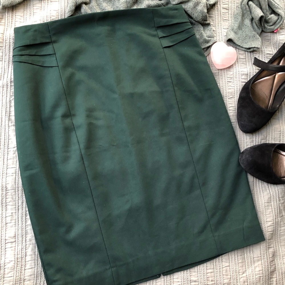 Express High Waited Pintucked Pencil Skirt